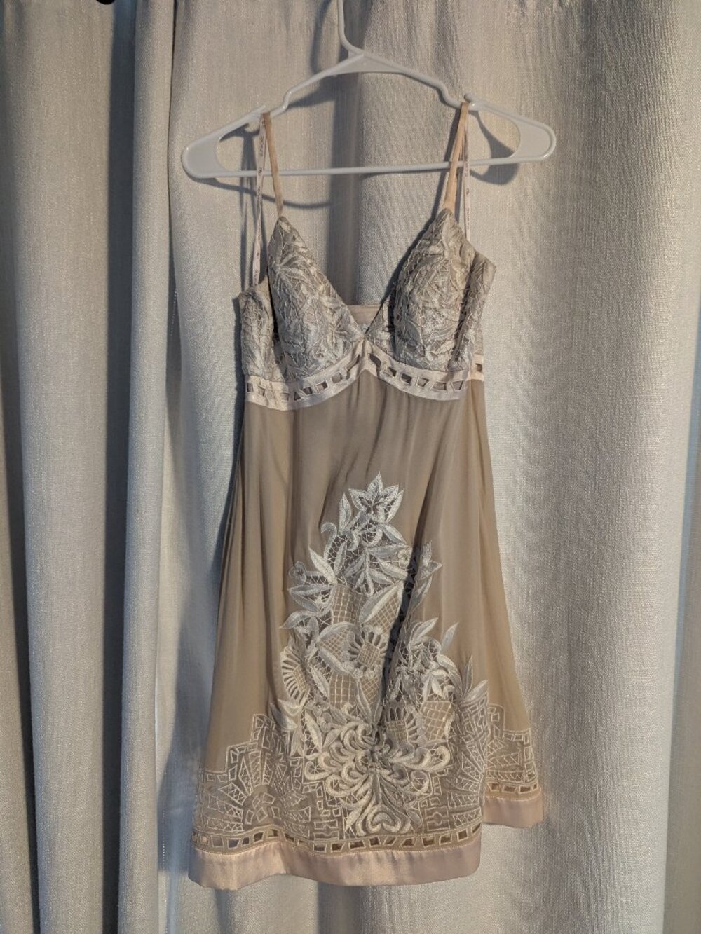 Sue Wong Embroidered Cocktail Dress – Size 2 – Like New